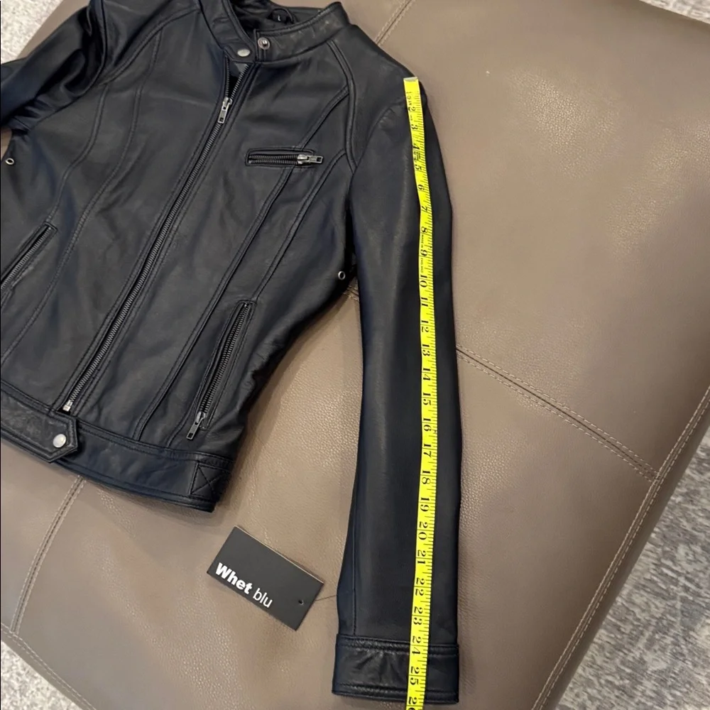 Women's Black Leather Jacket - Picture 8 of 8